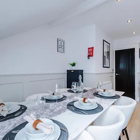 Incredible 3 Bedroom In York, Location Διαμέρισμα