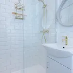 Incredible 3 Bedroom In York, Location Apartment
