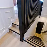 Incredible 3 Bedroom In York, Location Apartment