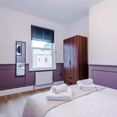 Apartament Incredible 3 Bedroom In York, Location *