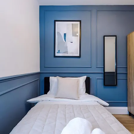 Incredible 3 Bedroom In York, Location アパート *