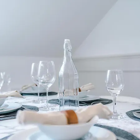 Incredible 3 Bedroom In York, Location * ヨーク