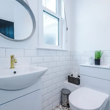 Incredible 3 Bedroom In York, Location