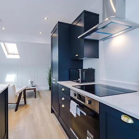 アパート Incredible 3 Bedroom In York, Location