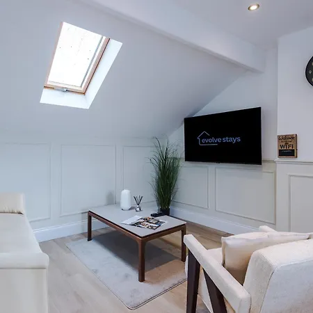 Incredible 3 Bedroom In York, Location アパート *