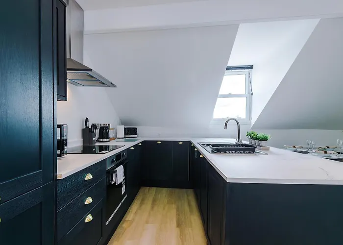 Incredible 3 Bedroom In York, Location