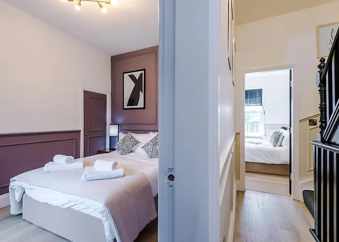 Appartamento Incredible 3 Bedroom In York, Location *