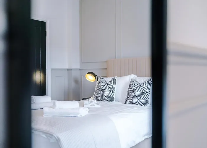 Appartamento Incredible 3 Bedroom In York, Location *