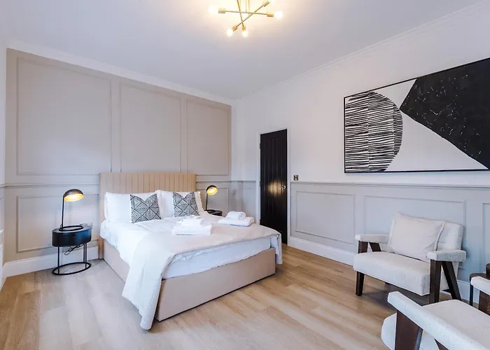 Incredible 3 Bedroom In York, Location