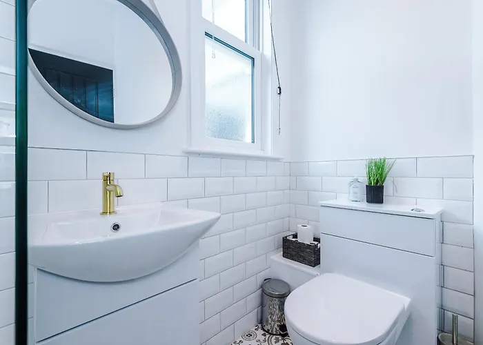 Incredible 3 Bedroom In York, Location