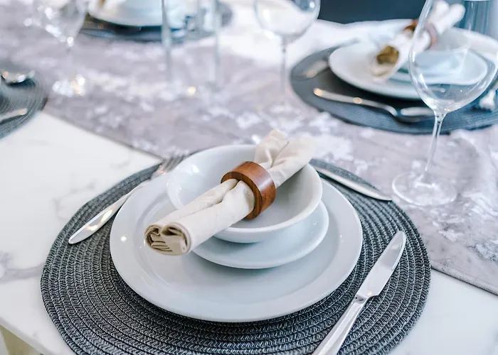 Incredible 3 Bedroom In York, Location York