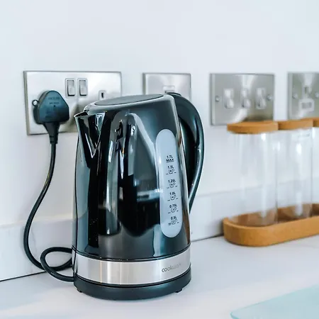 Incredible 3 Bedroom In York, Location شقة يورك