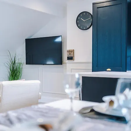 Incredible 3 Bedroom In York, Location