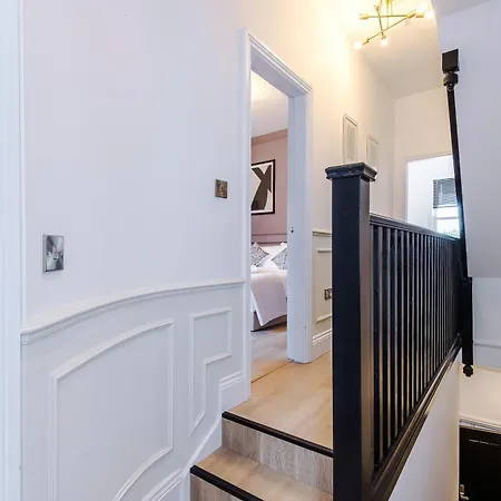 شقة Incredible 3 Bedroom In York, Location يورك